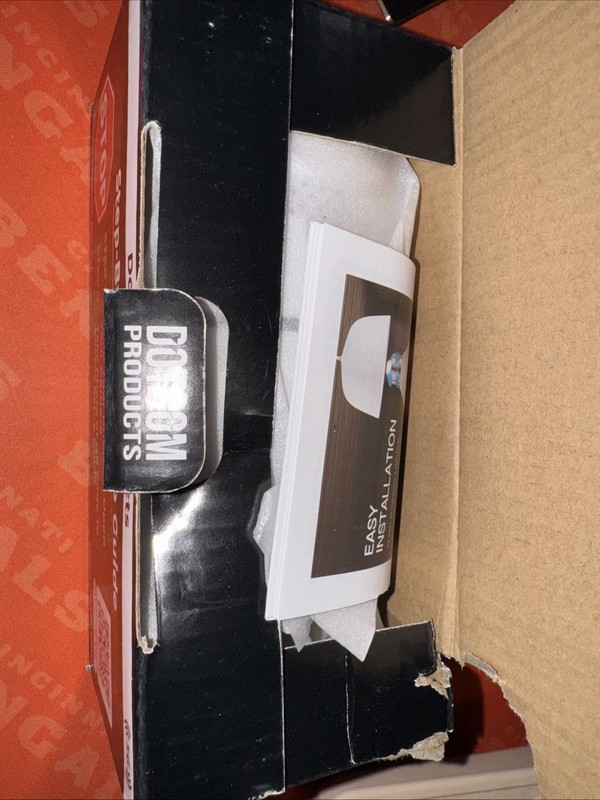 Set Of 2 Dot Com Products Light Socket Security Camera New iPhone N Box gallery