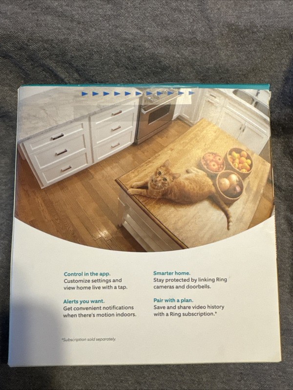 Ring Pan-Tilt Indoor Camera – Plug-In – New Unused gallery