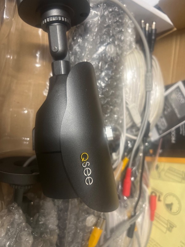 q see security camera system Qm6006b-4h gallery
