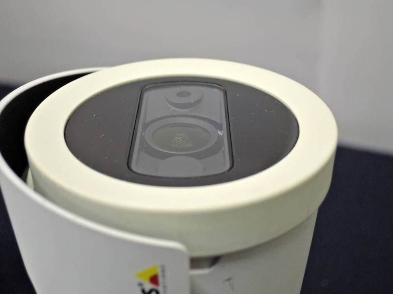 【Set of 3】Axis M2025-LE IP POE Camera White Indoor Outdoor LED Bullet IR Used gallery