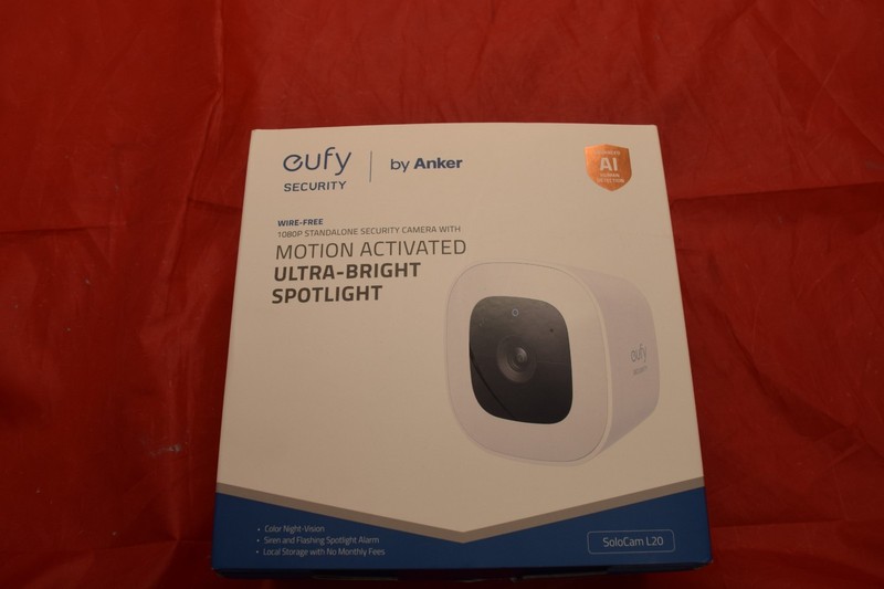 Eufy Security SoloCam L20 Wire Free Motion Activated w/ Spotlight 1080P T8122