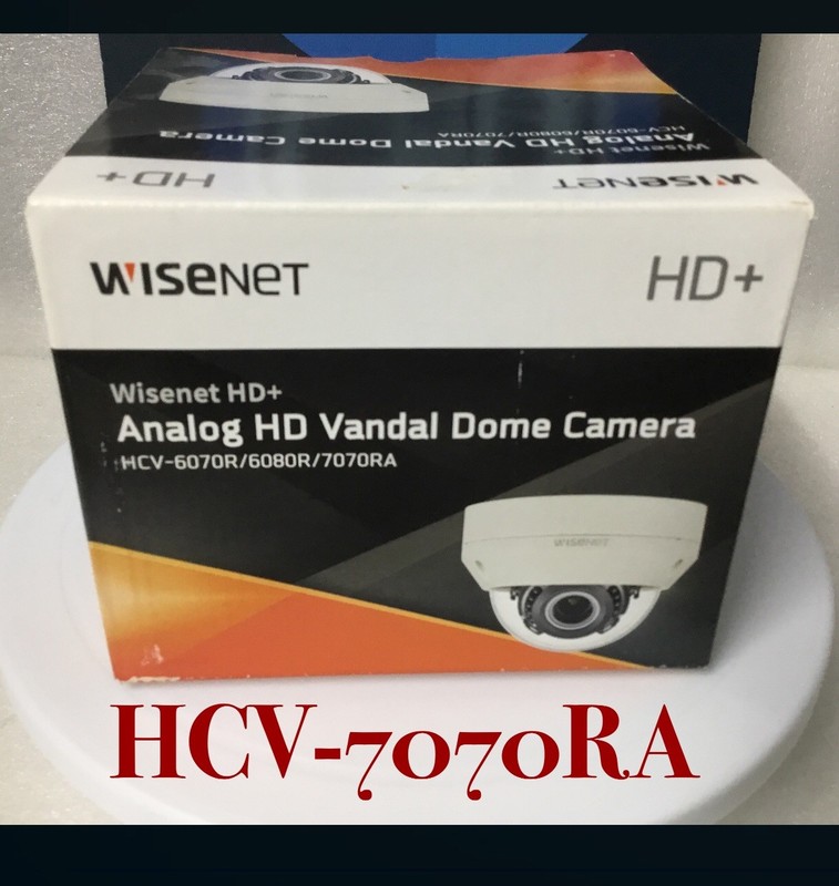 WISENET HD+ HCV-7070RA Color Camera W/ 3.2-10mm 4MP Analog QHD IR Vandal Dome