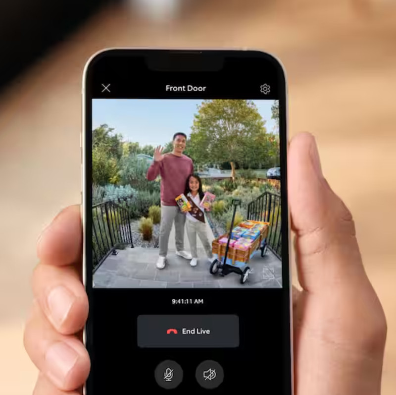 Ring Essential Kit with Battery Doorbell Plus and Indoor Cam gallery