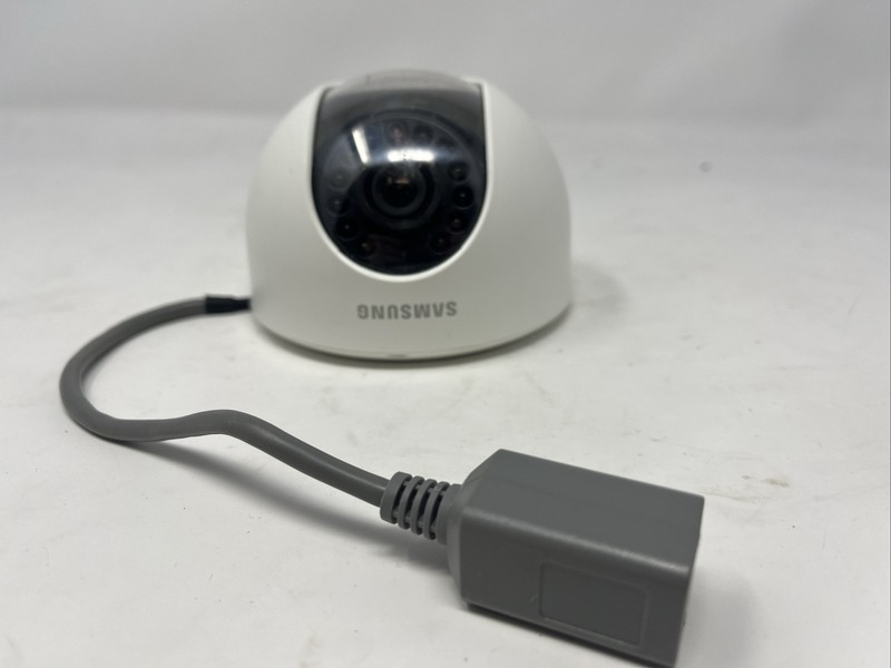 Samsung SED-1001R Night Vision Indoor Color Dome Camera.