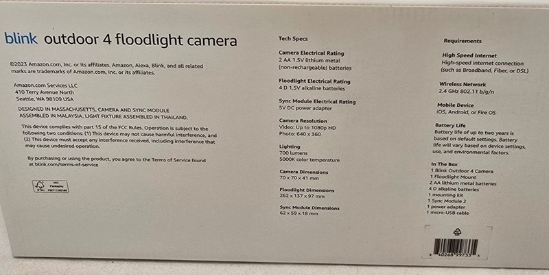 Blink Outdoor 4 Floodlight Camera - Wireless smart security camera, 700 Lumens gallery