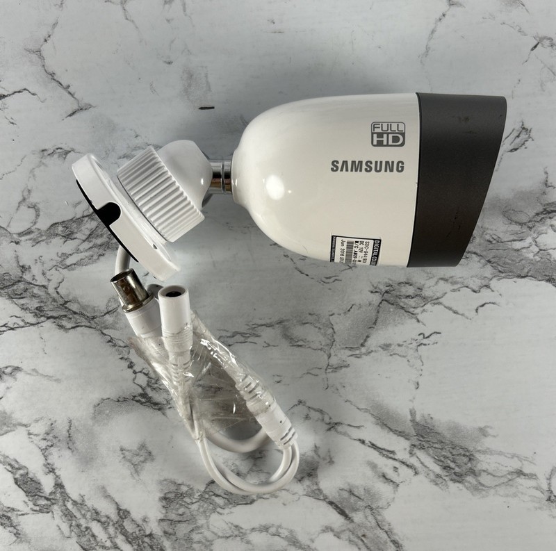 Samsung SDC-9441BCN Full HD 1080p Digital Color Security Camera UNTESTED