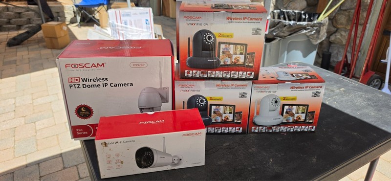 Lot of 5 Foscam Nvision FI8910W NIB