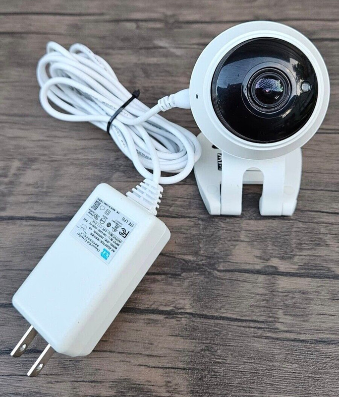 Samsung Wisenet SmartCam Home Security SNH-C6417BN W/ Power Cord T47