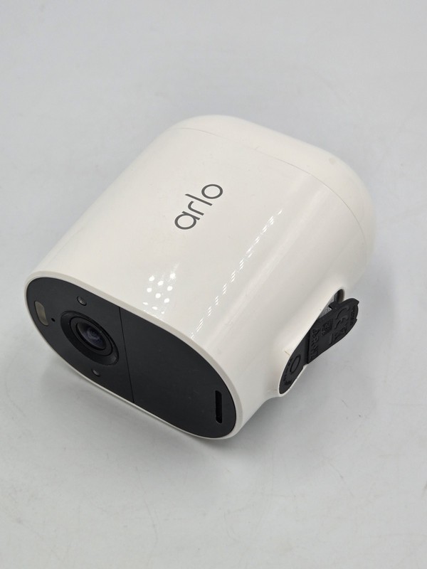 No Power Arlo Essential VMC2030 Spotlight Single Wireless Indoor/Outdoor Camera gallery