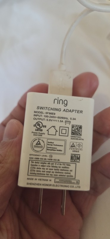 Ring Indoor Cam 2nd Gen 1080p Security Camera – Used – Model 5F72E9 gallery