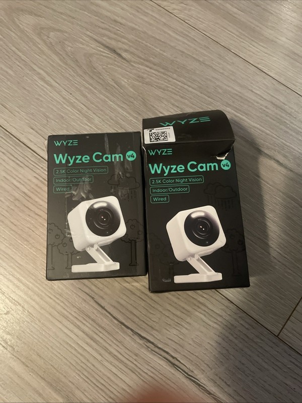 2 WYZE Cam v4 – 2.5K QHD Indoor/Outdoor WiFi Smart Security Camera