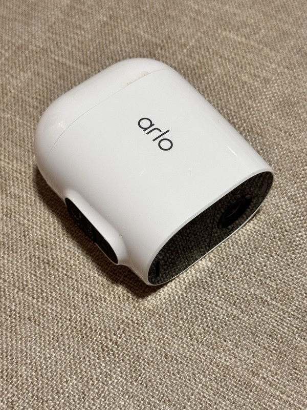 Arlo Essential Security Camera 2K 2nd Gen Wireless