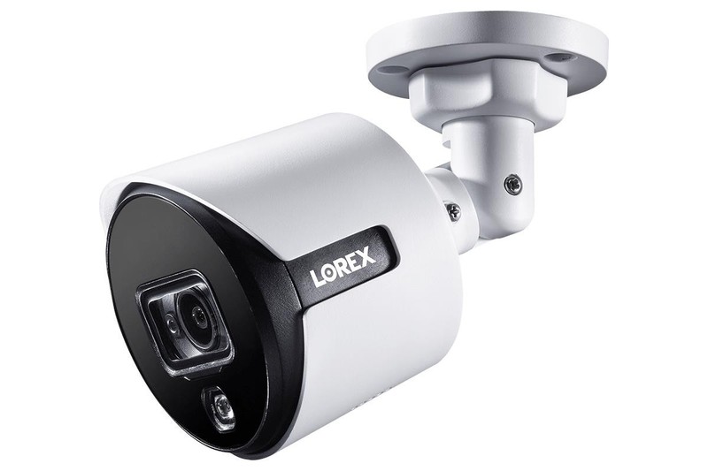Lorex C881DA 4K Ultra HD Analog Active Deterrence Bullet Camera CNV(USED) gallery