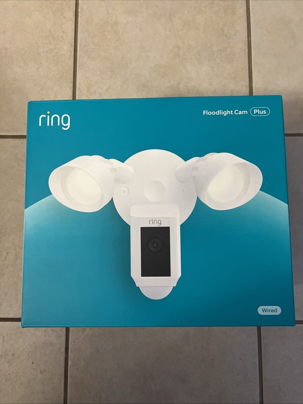 RING FLOODLIGHT CAM PLUS OUTDOOR WIRED 1080P SURVEILLANCE CAMERA WHITE NEW
