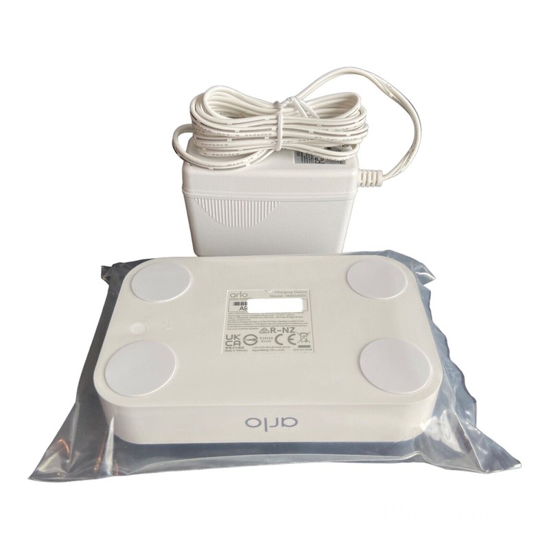 Arlo Dual Charging Station for Pro 3 4 5S Ultra 2 Cameras with 2 Extra Batteries gallery