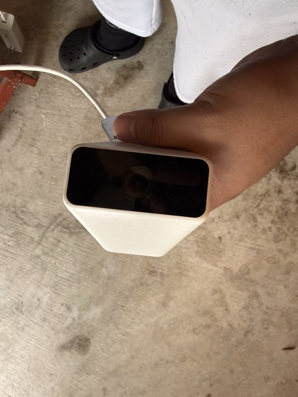 Xfinity Indoor/Outdoor Home Security Camera XCAM2 (1) gallery