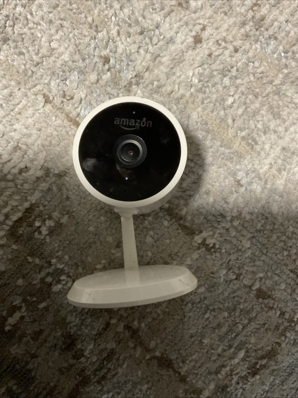 Amazon Cloud Cam 1080P Indoor Security Camera System Alexa PB04JL no cable