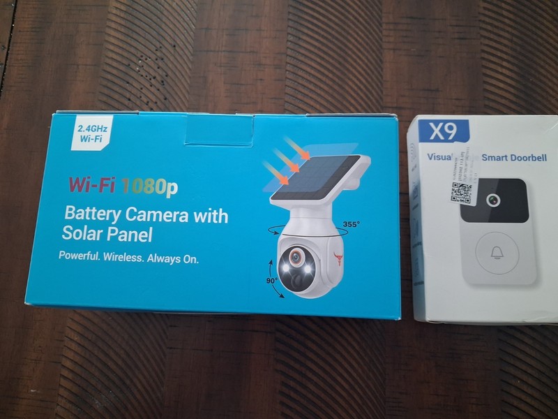 Security Camera Wifi & X9 Smart Doorbell (sold as set) gallery