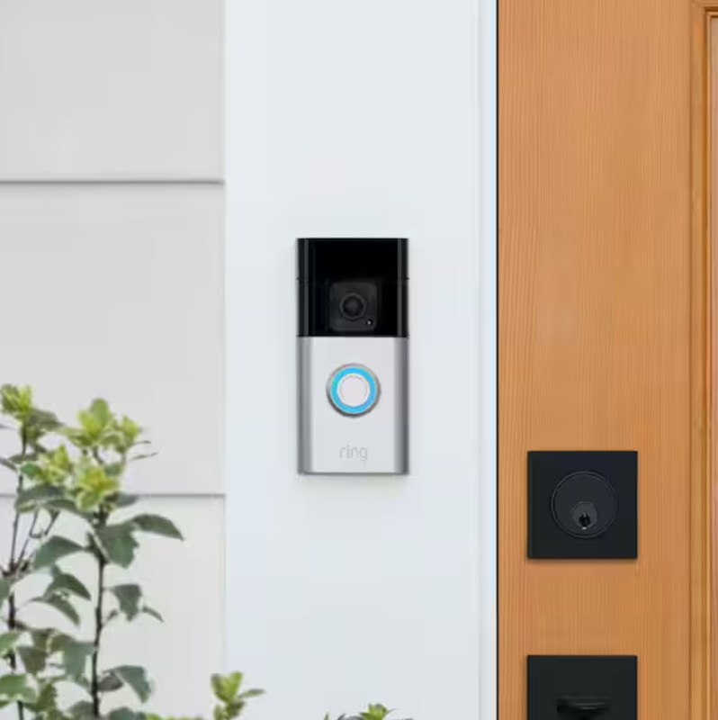 Ring Essential Kit with Battery Doorbell Plus and Indoor Cam gallery