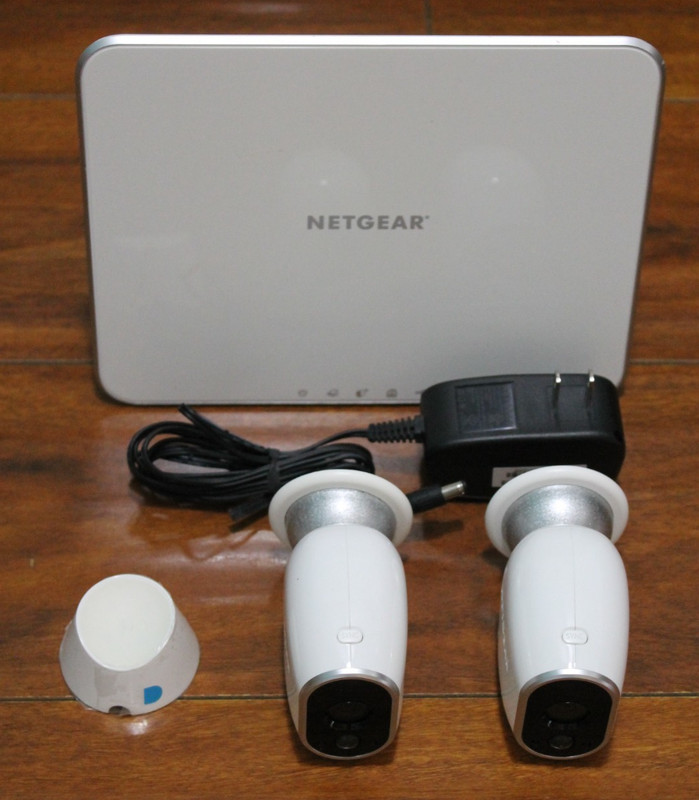 **Netgear Arlo VMC3030 Wireless In/Outdoor Security Cameras**