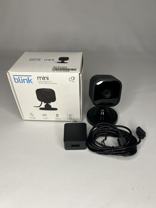Blink Mini — Compact Indoor Plug-In Smart Security Camera 1080p HD Gen 1