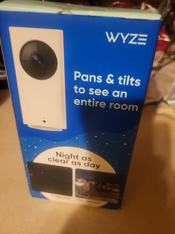 WYZE Cam Pan- Color Night Vision WYZECP2LB. New.