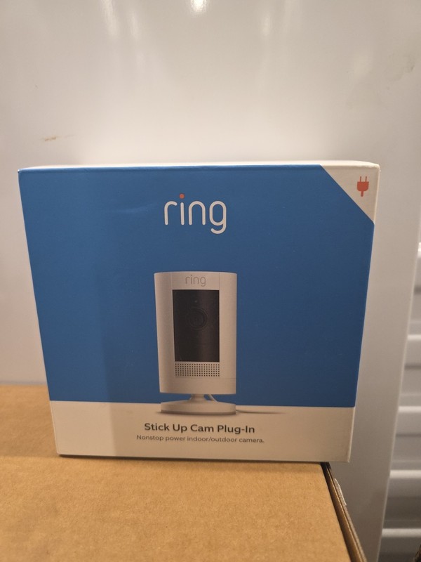Ring Stick Up Cam Plug-In White Indoor Outdoor Motion Detection Night Vision 821