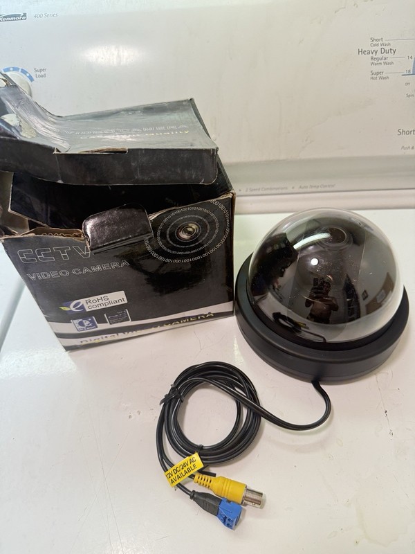 Nstc Security Color Camera W/ 1000TVL 2.8-12mm Weatherproof New Analog