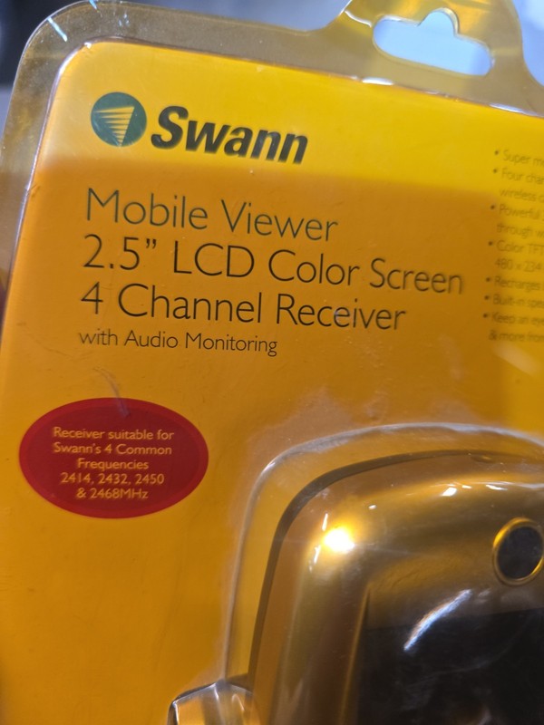 SWANN MOBILE VIEWER 2.5 IN LCD COLOR CHANNEL RECEIVER VINTAGE SW-G-MVIEW CAMERA gallery