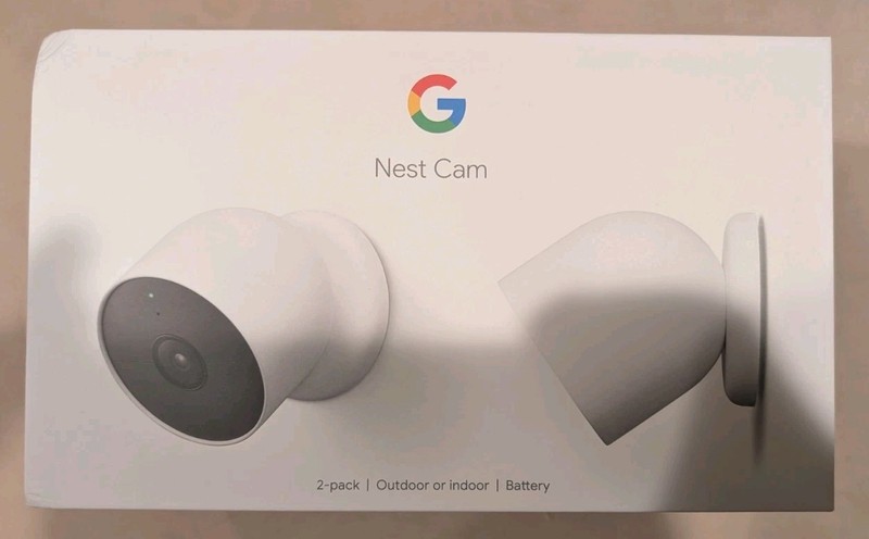 Google Nest Security Indoor Outdoor Cameras (Snow) 2-Pack with box