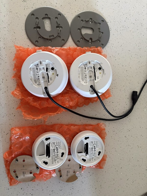 Cisco Meraki Dome IP Cameras Lot of 4 and Vandal Resistant Weatherproof PoE