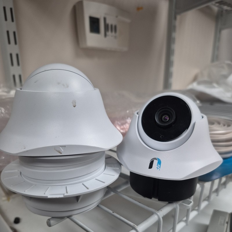 Ubiquiti UniFi Video Camera: UVC-Dome Lot of 2 only one has ceiling bracket gallery