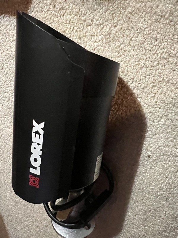LOREX Security Bullet Camera Model MC6985U w/ mount & cable gallery