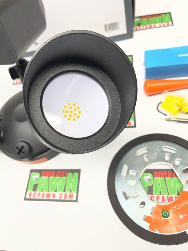 RING VIDEO DOORBELL FLOODLIGHT CAM (R7B016411) gallery