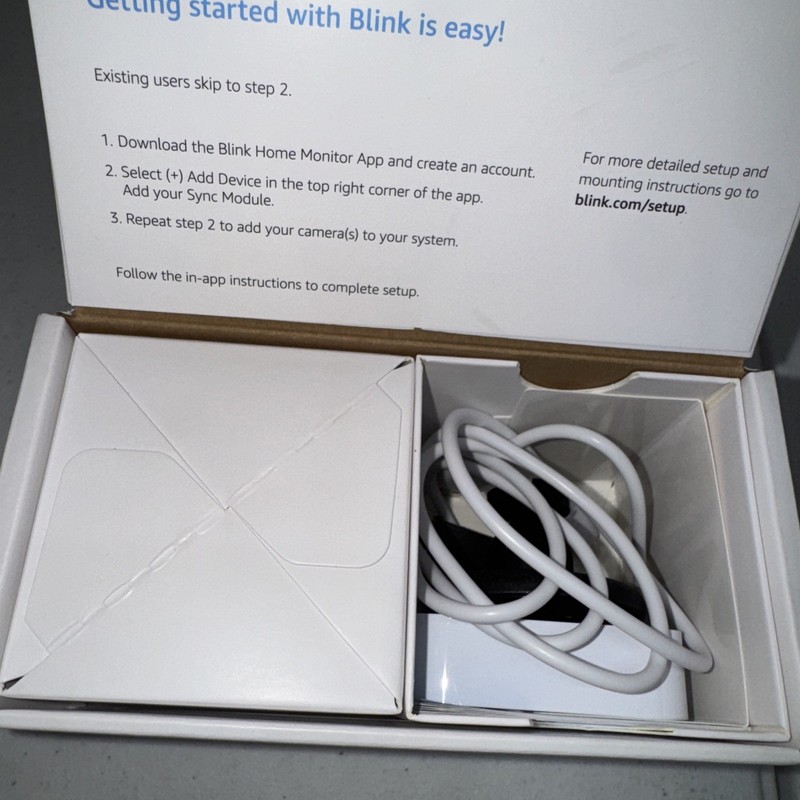 Blink - Outdoor 4 1-Camera Wireless 1080p Security System *OPENBOX* gallery
