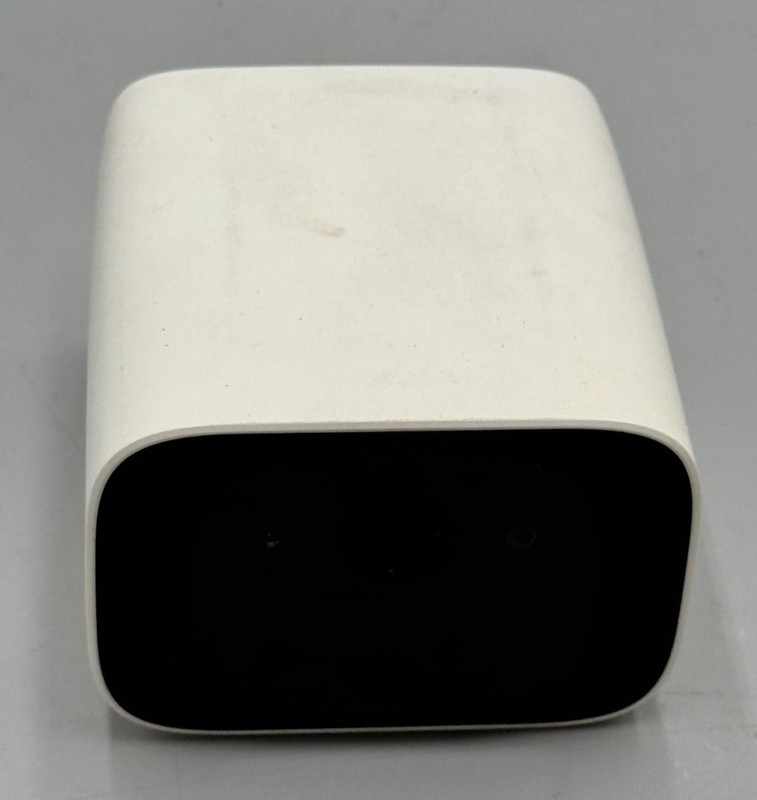 Eufy C210 Solar Security Camera Good Condition White gallery