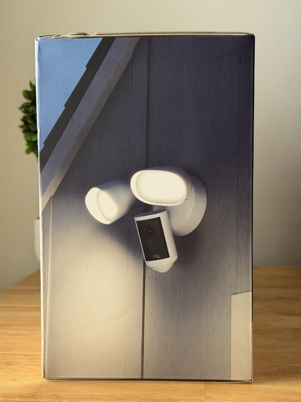 Ring Floodlight Cam Pro 4K (Newest Model) Wired - White (2nd gen) (Model 5CCEA3) gallery
