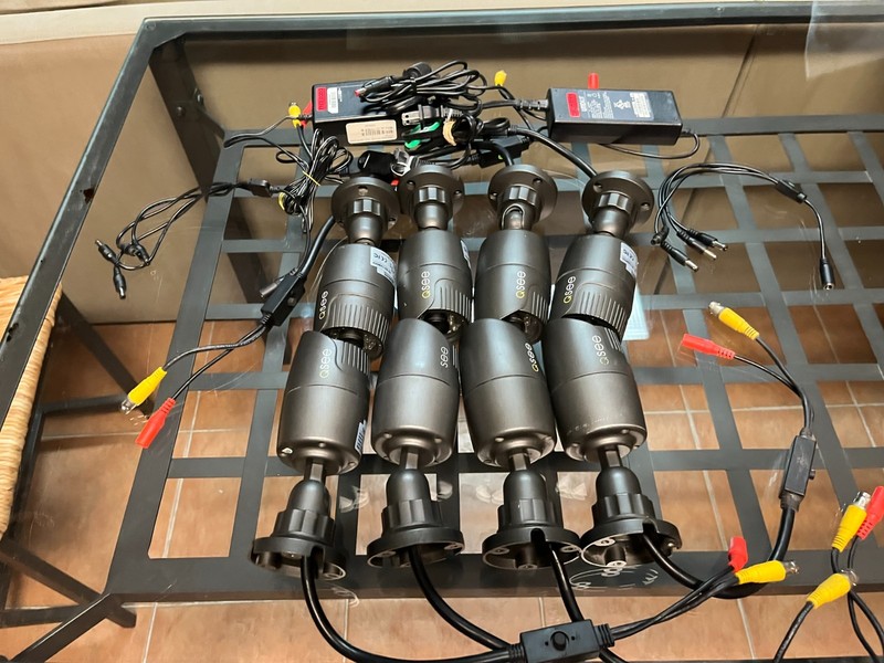 10 X Q-See QH8003B HD SDI Cameras