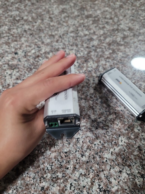 Axis long range Poe Extender gallery