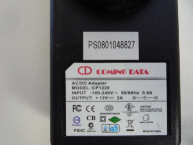 Lorex ACC-U41 4-in-1 Security Camera Power Adapter gallery