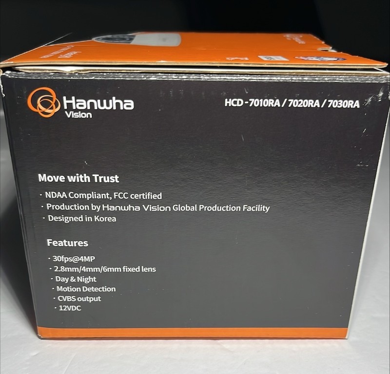 NEW! Hanwha Vision 4MP QHD Analog IR Indoor Dome Security Camera HCD-7010RA gallery