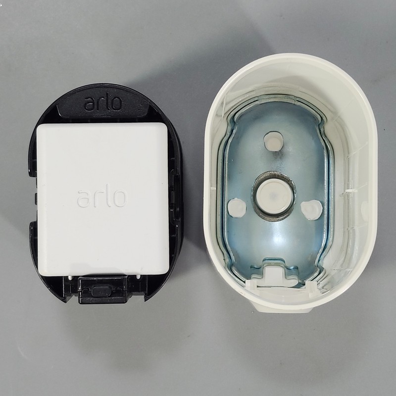 Arlo Ultra 2 VMC5040 Spotlight Security Camera 4K Wireless Add-on White READ gallery