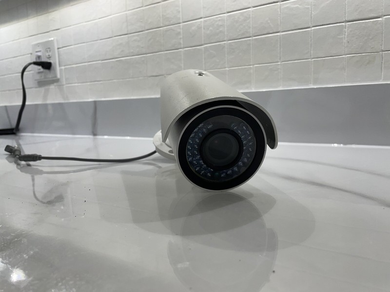 LUMA 500 Series Bullet Analog Outdoor 1080p Camera LUM-500-BUL-A-WH - Preowned gallery