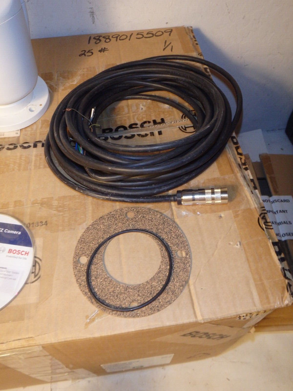 Bosch Series MIC-550IRW36N 36x IR Extreme Conditions Aluminum PTZ Camera White gallery