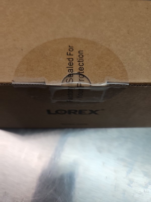 BRAND NEW Lorex 4K Ultra HD 8MP Bullet Security Camera C883DA-Z Plus CABLE! gallery