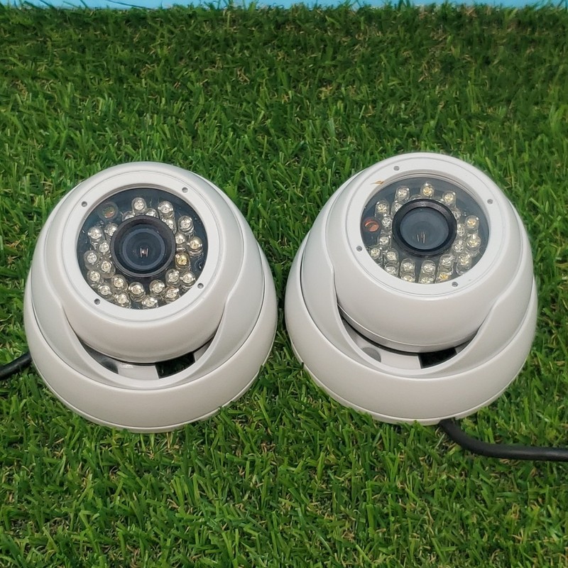 3 Untested Dome Security Cameras (2) "CD33W-2" & (1) "Platinum CCTV" gallery
