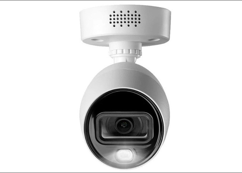 Lot of 4 Lorex C883DA-Z Indoor/Outdoor 4K CVI Deterrence Bullet Security Camera gallery