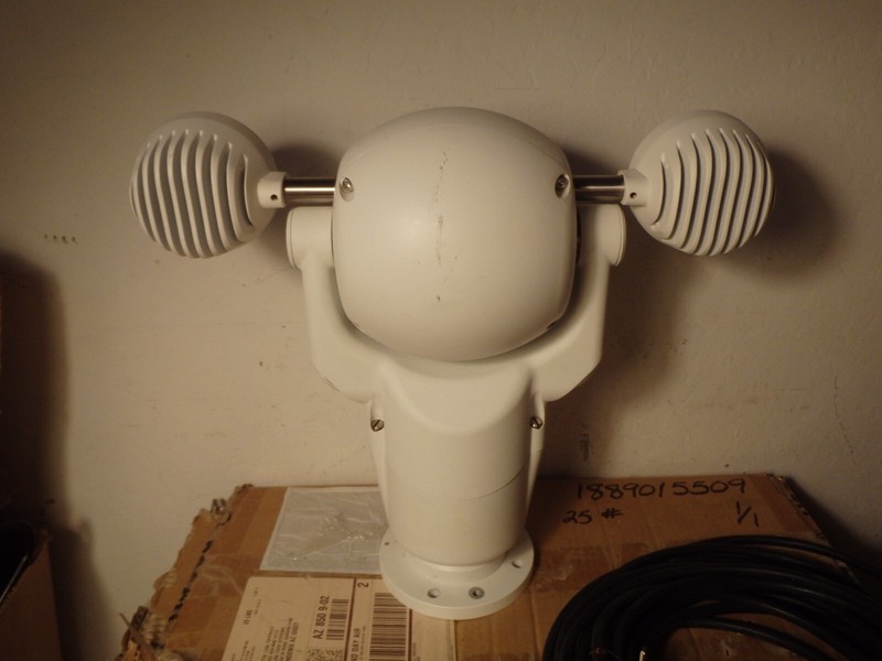 Bosch Series MIC-550IRW36N 36x IR Extreme Conditions Aluminum PTZ Camera White gallery
