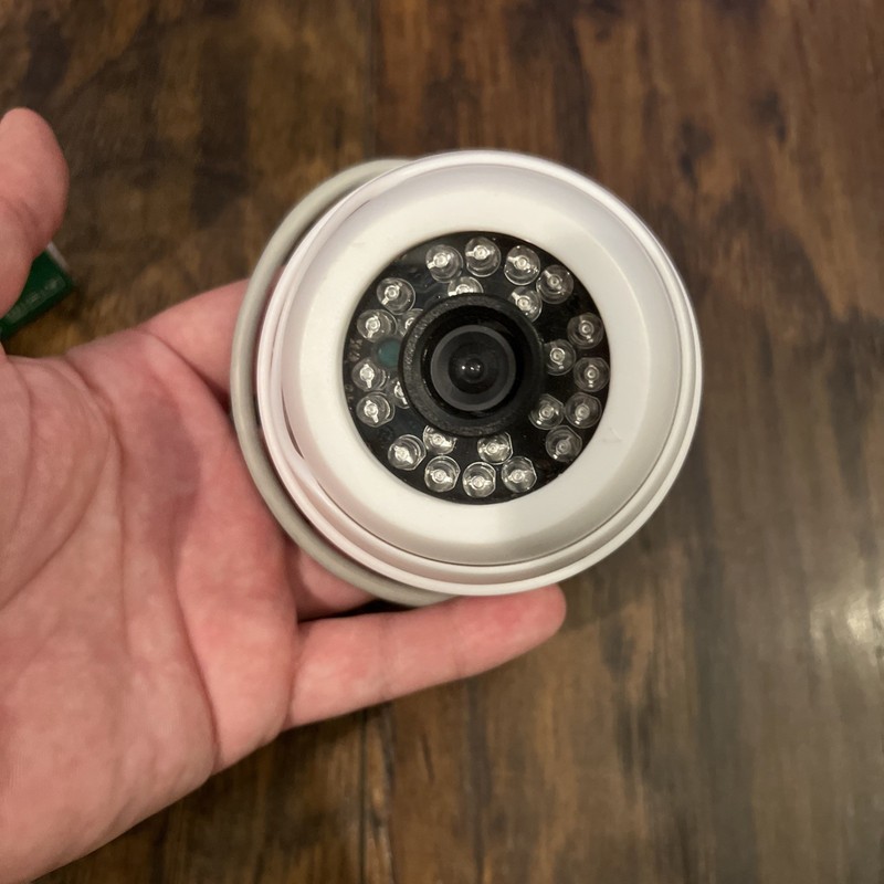 Done CMOS 800TVL 1300TVL AHD 720P 1080P 5MP 2.8MM 3.6MM 8MM Security CCTV Camera gallery