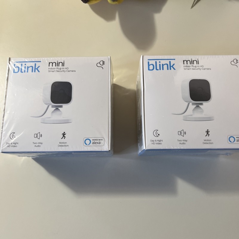 Blink – Mini Indoor 1080p Wi-Fi Security Camera (2-Pack) – White NEW SEALED
